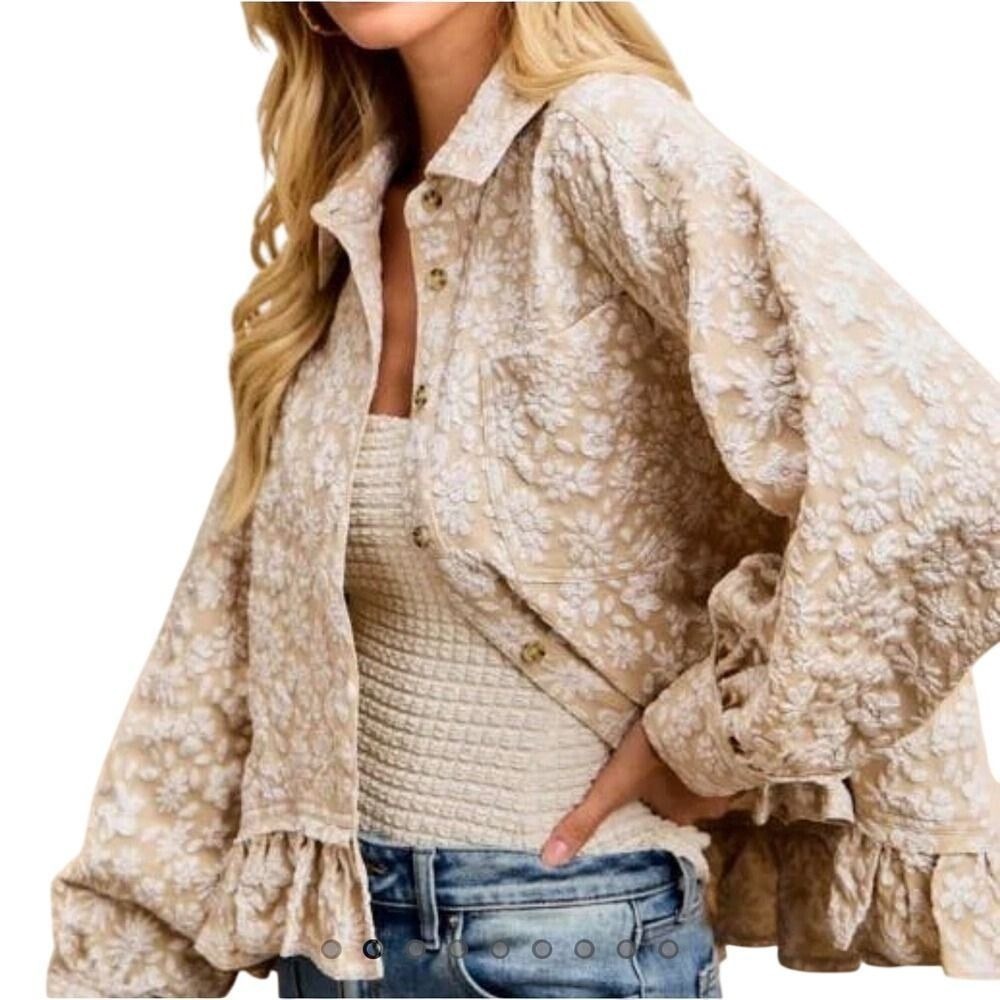 Bibi Daisy Jacket Tan Creme Ruffle Floral Women Oversized Small NWT
